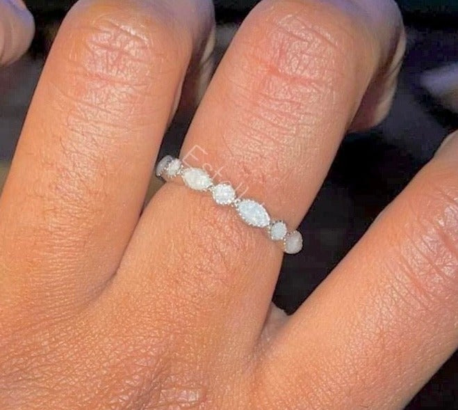 Simplistic Stacker Band